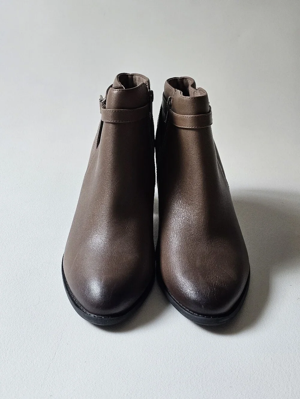 Vionic Uptown Leather Ankle Boots Taupe Buckle Block Heel Comfort Booties 9.5 W